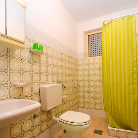 Apartment Suncokret.5 普莱曼图拉